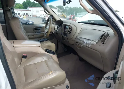 2002 Ford F-150 Lariat/Xlt z USA, uszkodzony, nr VIN 1FTRW08L72KB90519